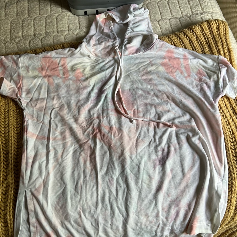 a:glow Tie-Dye Hoodie - Pink and White